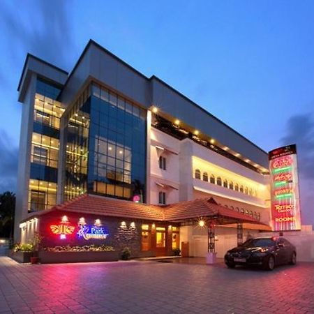 Jk Park Residency Hotel Kannur Bagian luar foto